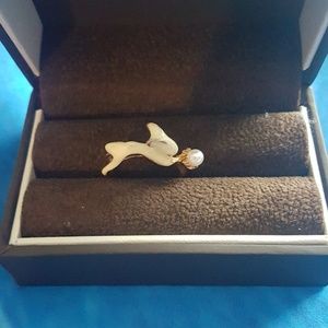 Adorable rabbit ring